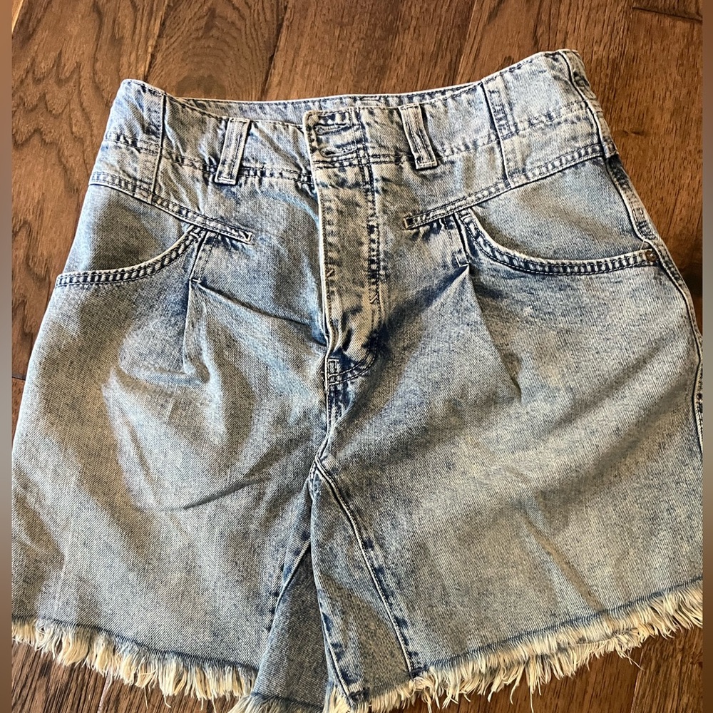 We The Free Denim shorts size XS